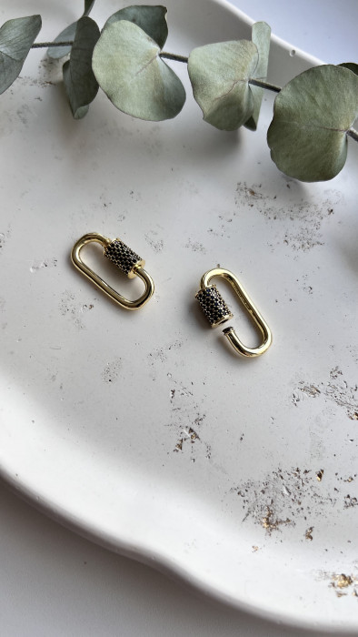 Застежка с инкрустацией черного цвета 16*30.5mm