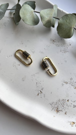 Застежка с инкрустацией черного цвета 16*30.5mm